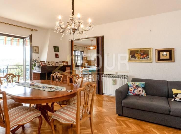 Kostrena, samostojeća kuća s 2 stana, garaža i okućnica — fotografija 6