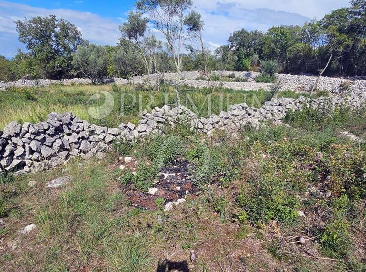 Malinska, građevinsko zemljište s pogledom na more! — fotografija 6