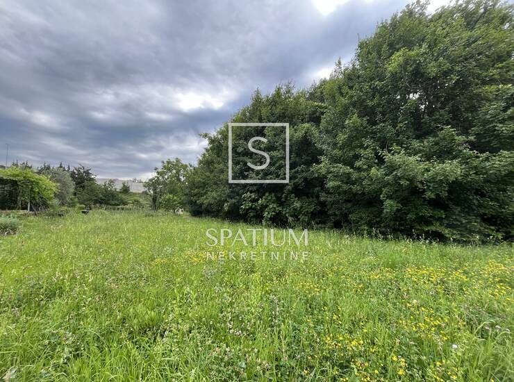 KASTAV, GRAĐEVINSKO ZEMLJIŠTE STAMBENE NAMJENE — fotografija 5