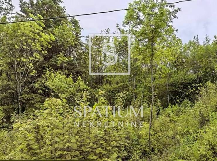 BRGUD, GRAĐEVINSKO ZEMLJIŠTE STAMBENE I POSLOVNE NAMJNE — fotografija 4