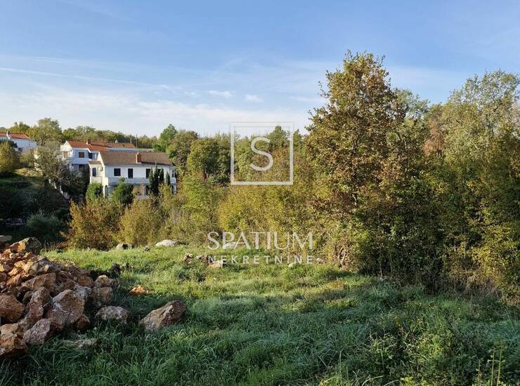 HLAPA, OTOK KRK, GRAĐEVINSKO I POLJOPRIVREDNO ZEMLJIŠTE — fotografija 5