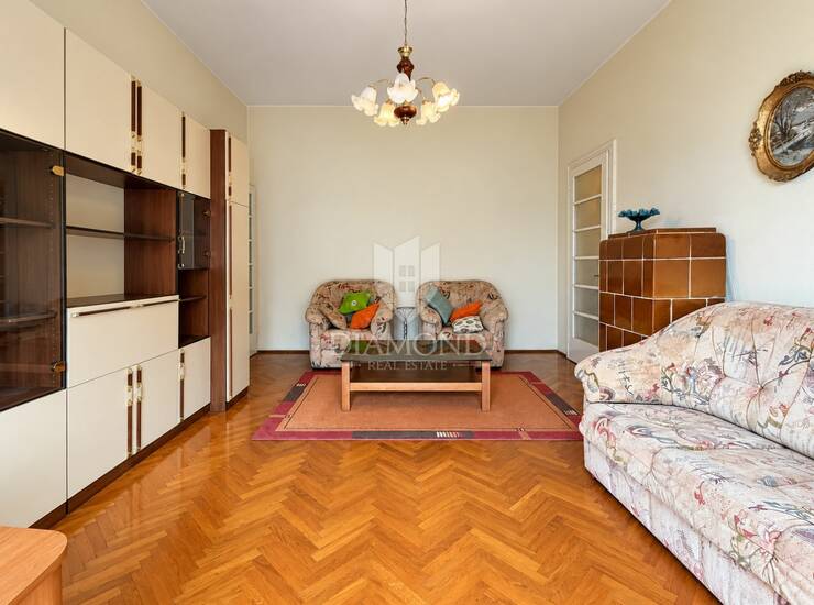 PRILIKA! RIJEKA - ŠIRI CENTAR, 3S+DB S 2 BALKONA — fotografija 4