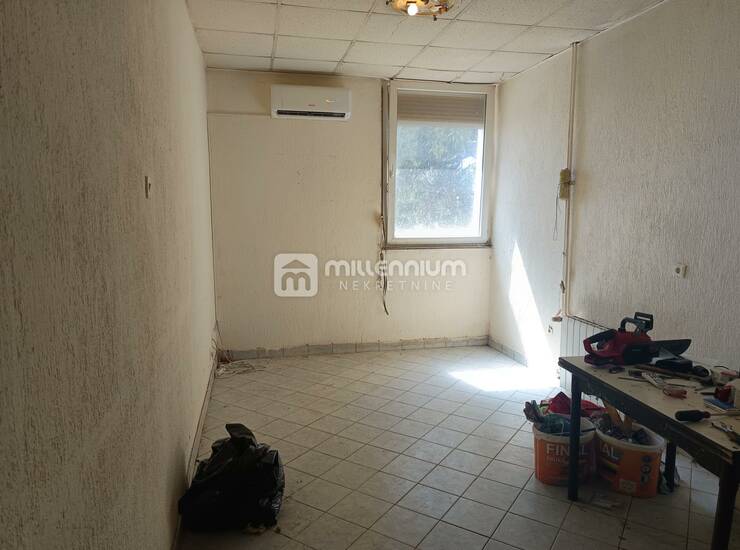 Turnić, 50.90m2, 2-sobni stan, pogodan i za poslovni prostor — fotografija 6