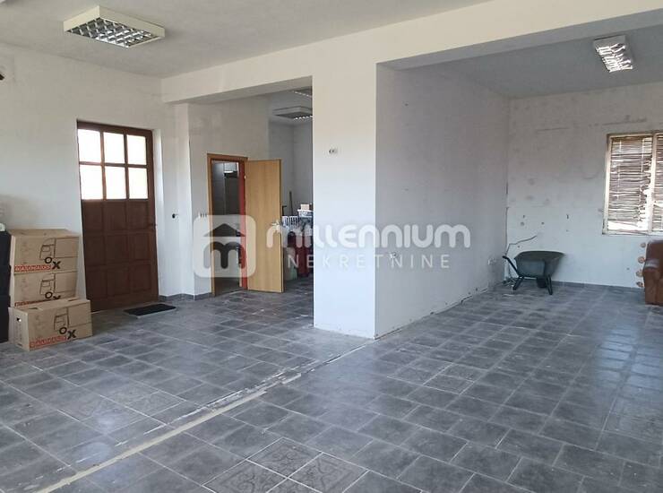 Marinići, 220m2, kuća s 2 stana i poslovnim prostorom — fotografija 5