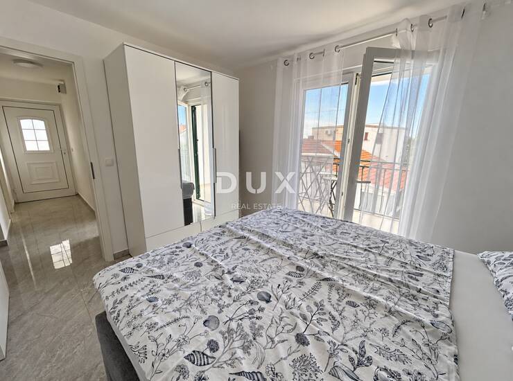 Vodice, 2-sobni stan, 53,49 m², 150m od mora, pogled na more — fotografija 5