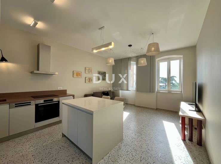 Opatija, centar, dvosobni stan, 46,21 m², pogled na more