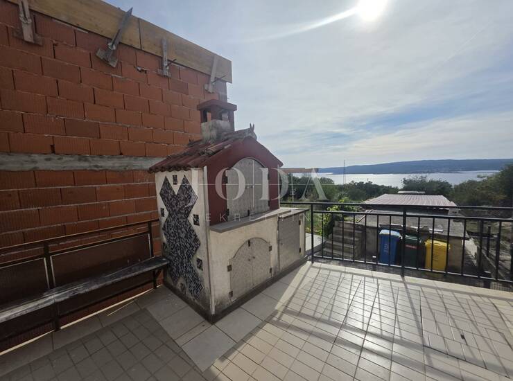Crikvenica-kuća za adaptaciju s pogledom na more  — fotografija 2