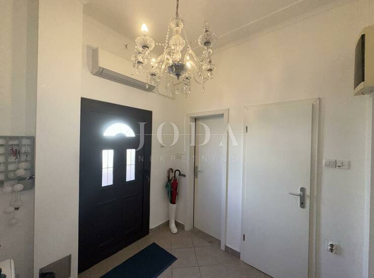 Crikvenica – stan u prizemlju i studio 100 m od mora — fotografija 4