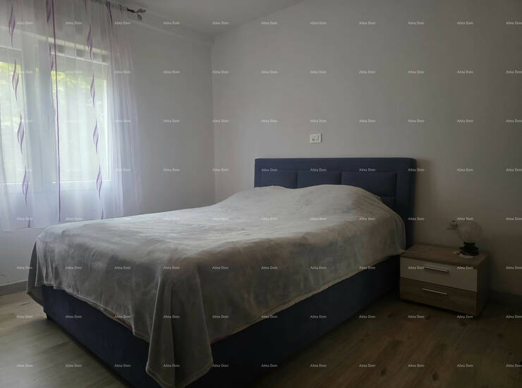 U Labinu je na prodaju lijepo uređen i renoviran stan površine 56,58 m²,... — fotografija 7
