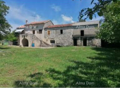 Kuća, Kanfanar 400m² - 1.500.000 € | SveHrNekretnine