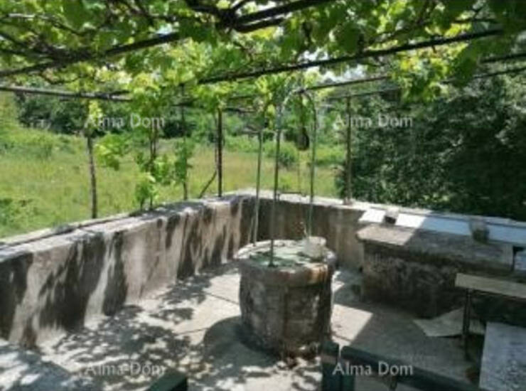 U mirnom istarskom naselju, na području općine Kanfanar, prodaje se samos... — fotografija 4