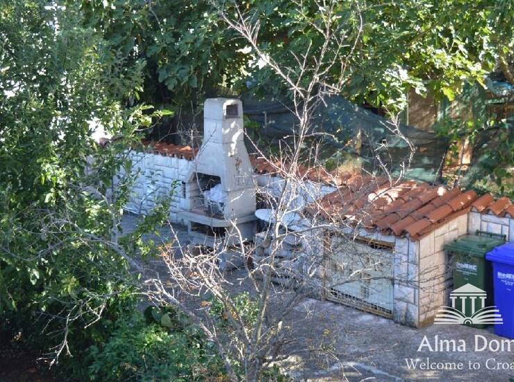 Prodajemo kuću sa pet apartmana u Medulinu. 
Kuća se sastoji od suterena,... — fotografija 4