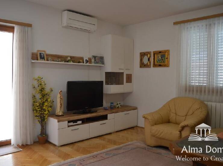 Prodajemo kuću sa pet apartmana u Medulinu. 
Kuća se sastoji od suterena,... — fotografija 7
