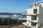 Luksuzni stan s pogledom na more, Pula, Veruda!

Stan neto površine  51.5m... — fotografija 3