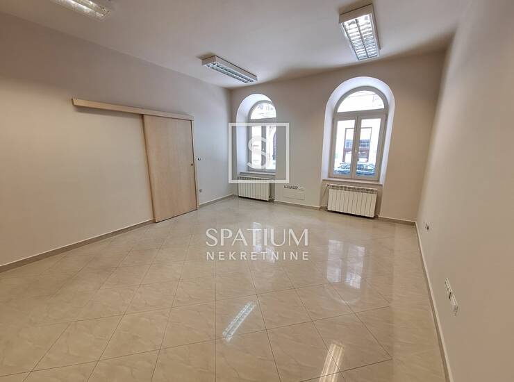 CENTAR, ZAKUP POSLOVNOG PROSTORA — fotografija 5