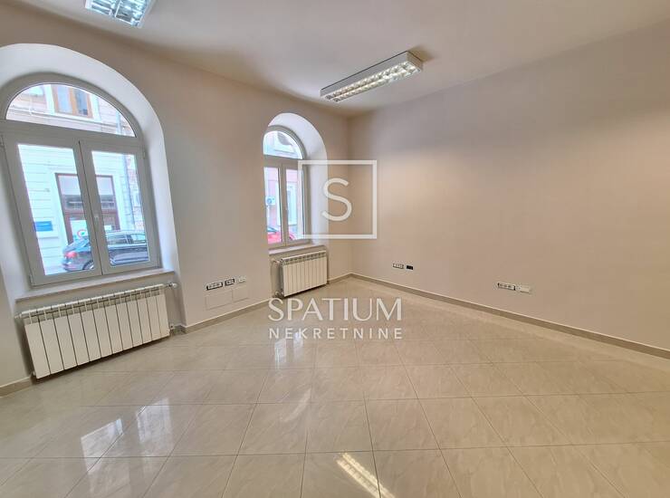 CENTAR, ZAKUP POSLOVNOG PROSTORA — fotografija 6