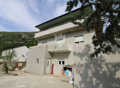 Kuća, Labin 300m² - 250.000 € | SveHrNekretnine