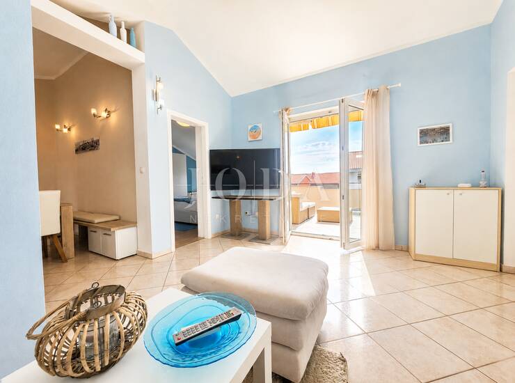CRIKVENICA, stan 96m2, drugi kat — fotografija 2