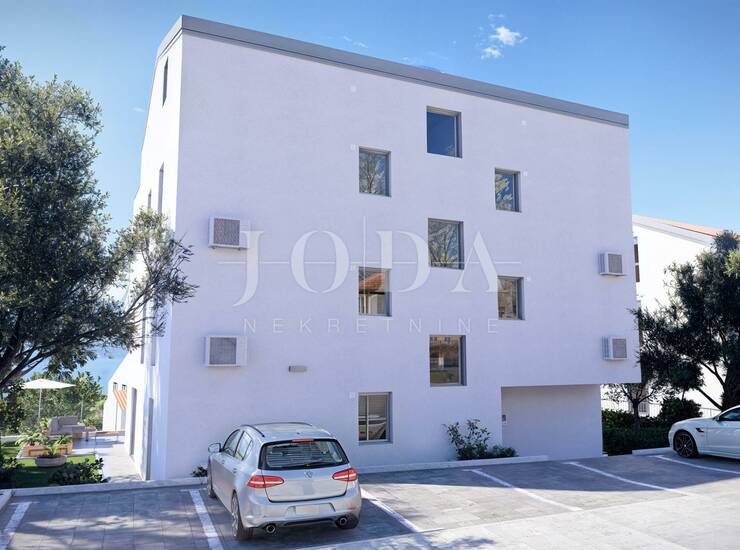 Povile penthouse u novogradnji — fotografija 3