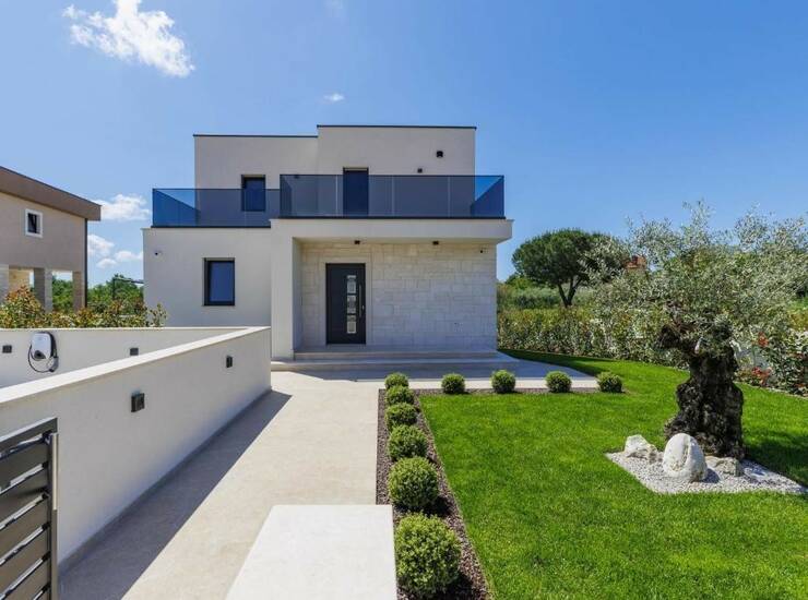 Moderna luksuzna vila s grijanim bazenom i wellnessom u blizini Poreča... — fotografija 2