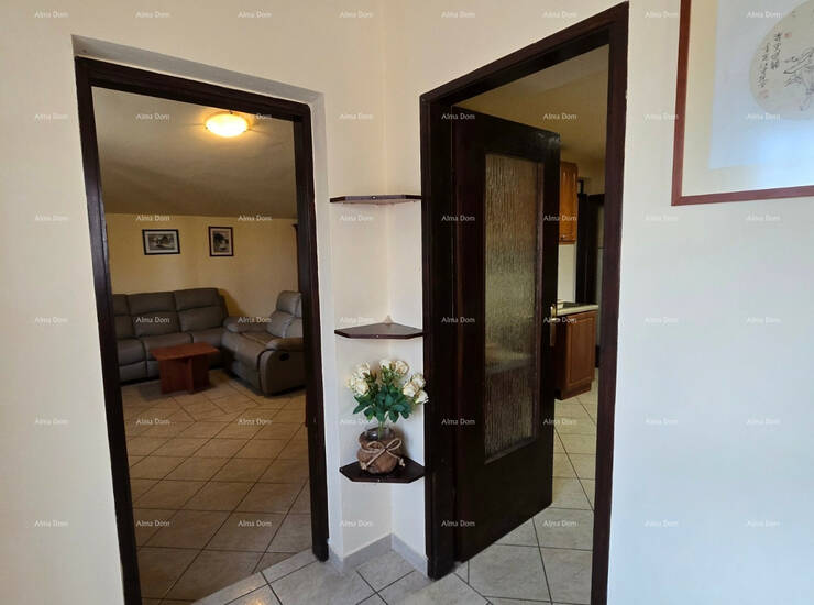 Na prodaju kuća u okolici  Pule. Kuća, površine 90 m2 s dvorištem 78 m2... — fotografija 15