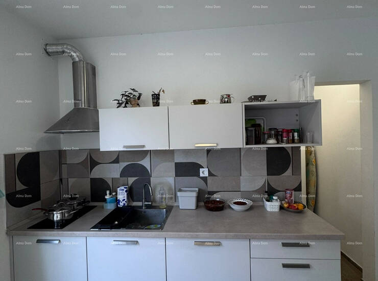 Pula – stan u prizemlju 25,15 m² s parkirnim mjestom
Na prodaju je funkc... — fotografija 10