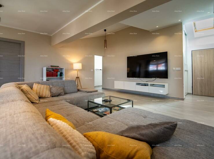 Prodajemo penthouse sa krovnom terasom u Medulinu!

Penthouse se nalazi na ... — fotografija 6
