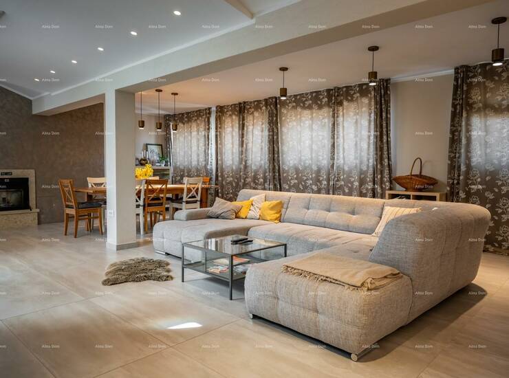 Prodajemo penthouse sa krovnom terasom u Medulinu!

Penthouse se nalazi na ... — fotografija 7