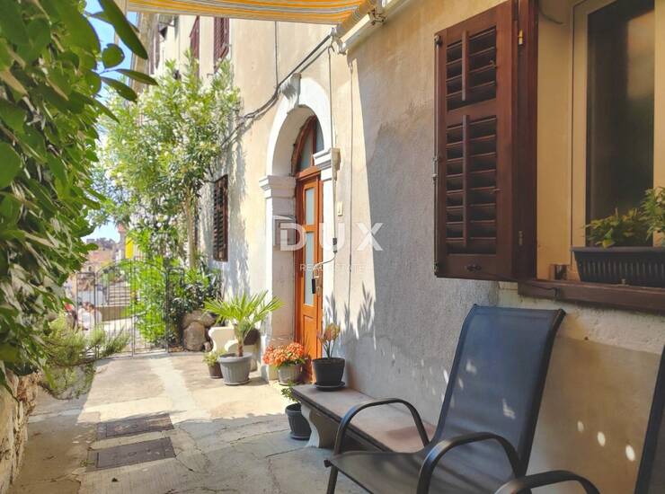 Opatija, Volosko, stan sa dvije odvojene stambene jedinice, 87m2 — fotografija 2