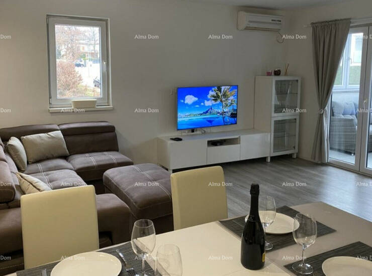 STAN 70 m², 150 M OD MORA – KARIGADOR, BLIZINA NOVIGRADA

Na prodaju je ... — fotografija 3