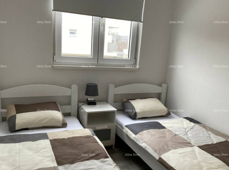 STAN 70 m², 150 M OD MORA – KARIGADOR, BLIZINA NOVIGRADA

Na prodaju je ... — fotografija 8