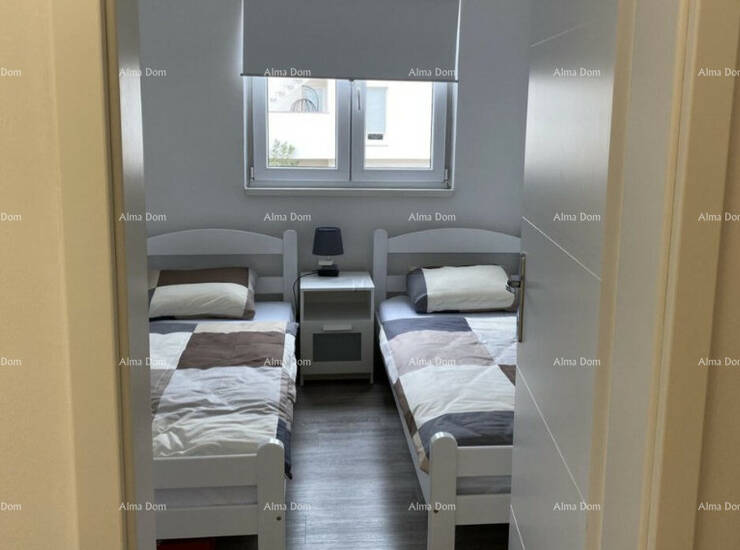 STAN 70 m², 150 M OD MORA – KARIGADOR, BLIZINA NOVIGRADA

Na prodaju je ... — fotografija 9