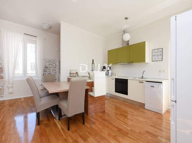 Zadar, Kolovare, dvosobni stan s terasom, 68 m² — fotografija 6