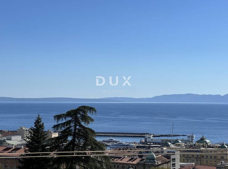Belveder, Rijeka, 82 m2, tri spavaće, balkon, pogled