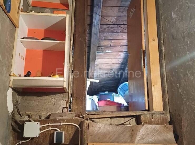 RIJEKA, MLAKA! Stan 60,66 m² s tavanom na prodaju — fotografija 5