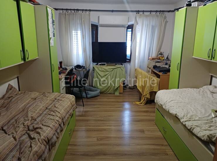 RIJEKA, MLAKA! Stan 60,66 m² s tavanom na prodaju — fotografija 9