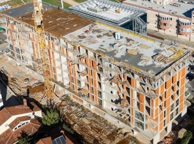 Pula!
U ponudi je stan na 4. katu višestambene zgrade s liftom. Stan će s... — fotografija 12