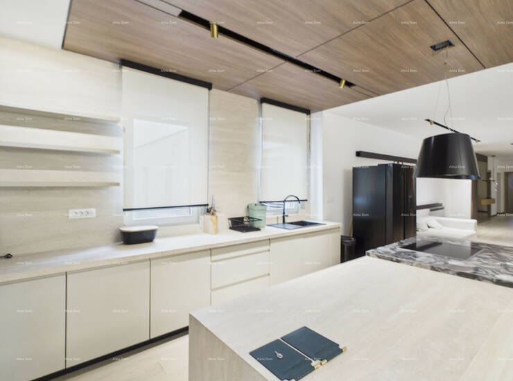 Predstavljamo vam ekskluzivni penthouse u Puli koji spaja moderan dizajn, v... — fotografija 3