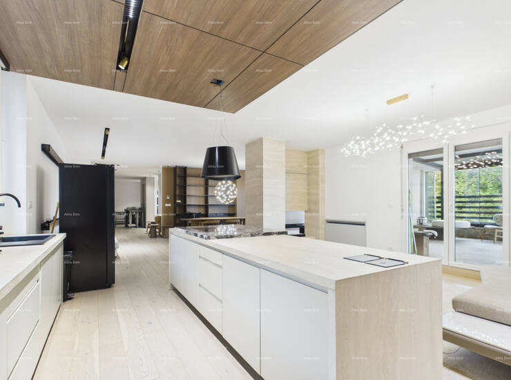 Predstavljamo vam ekskluzivni penthouse u Puli koji spaja moderan dizajn, v... — fotografija 4