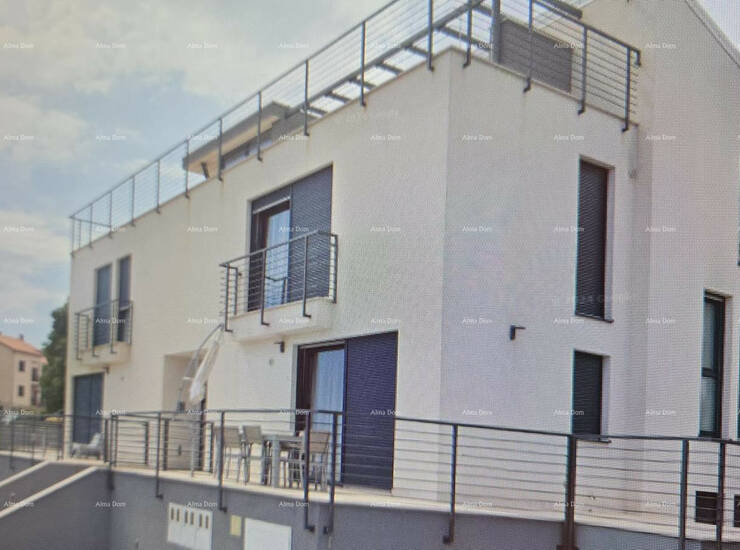 U Vrsaru se prodaje stan ukupne površine 72,73 m², smješten u podrumu/pr... — fotografija 3