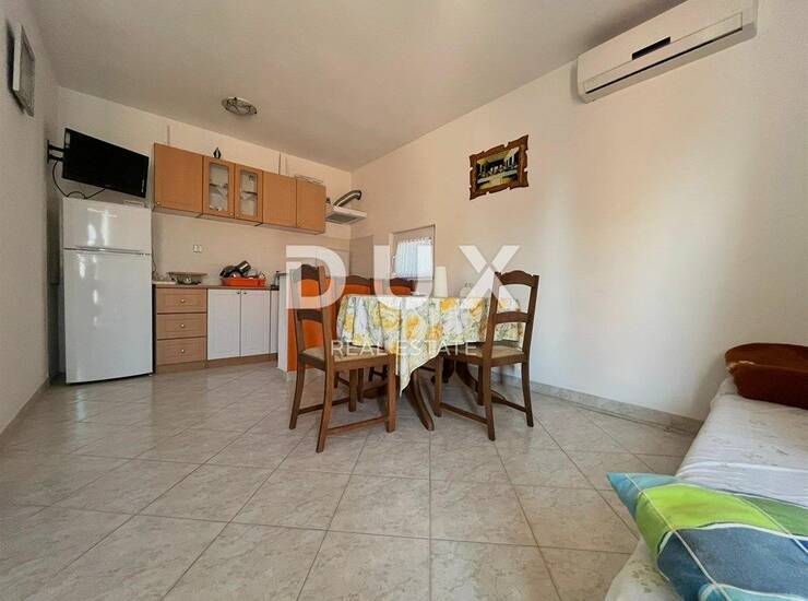 Nin, Zaton, kuća s 2 apartmana, 60 m²