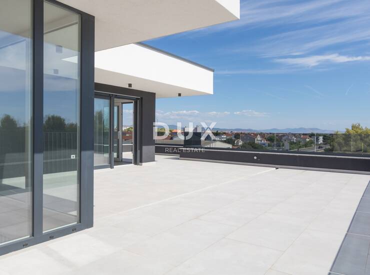 Dalmacija, Vodice, 4-sobni stan, 127,84 m², terasa