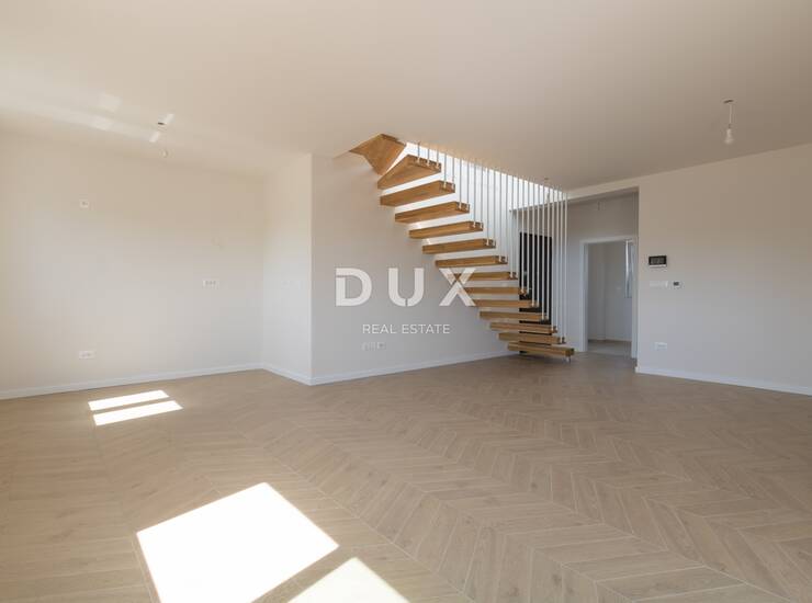 Dalmacija, Vodice, 4-sobni stan, 127,84 m², terasa — fotografija 3