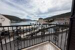 Bakar, centar, renovirana kuća uz more, 250m2 — fotografija 2