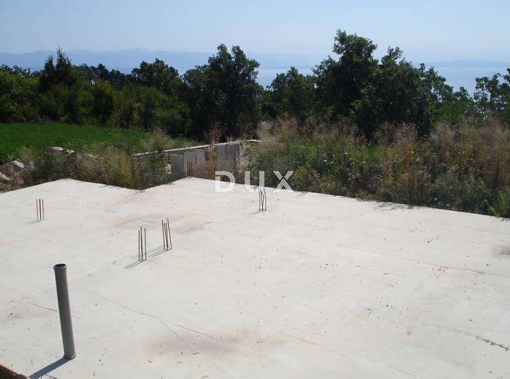 Opatija, Veprinac, zemljište 840m2, građevinska dozvola, pogled — fotografija 3