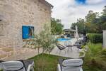 Kamena kuća na prodaju Vižinada | Renovirana dvojna kuća, bazen, mirna l... — fotografija 6
