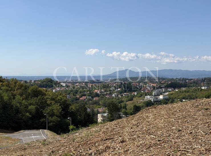 Građevinsko zemljište s panoramskim pogledom – Šestine