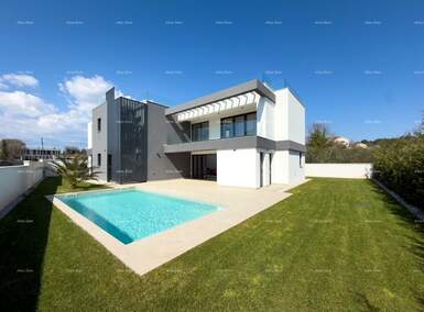 Kuća, Banjole 320m² - 1.150.000 € | SveHrNekretnine