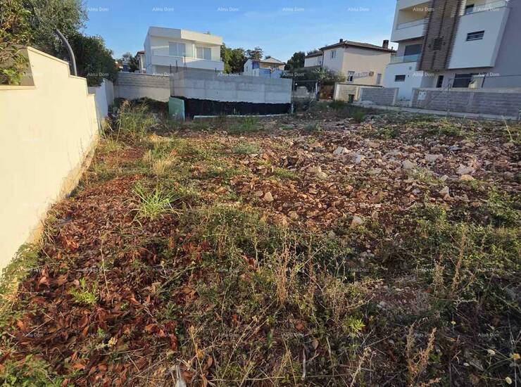 Na prodaju je građevinsko zemljište u Ližnjanu, površine 438 m², ideal... — fotografija 3