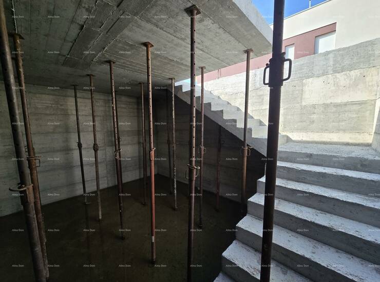 Na prodaju je građevinsko zemljište u Ližnjanu, površine 438 m², ideal... — fotografija 6